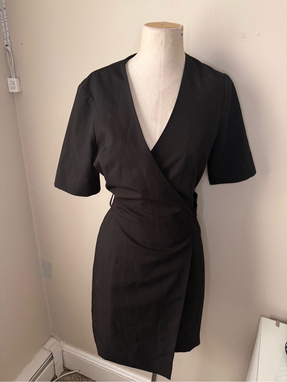 Mango Black Wrap Mini Dress Size m Short Sleeve Office Party